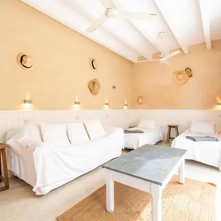 Jara Villa